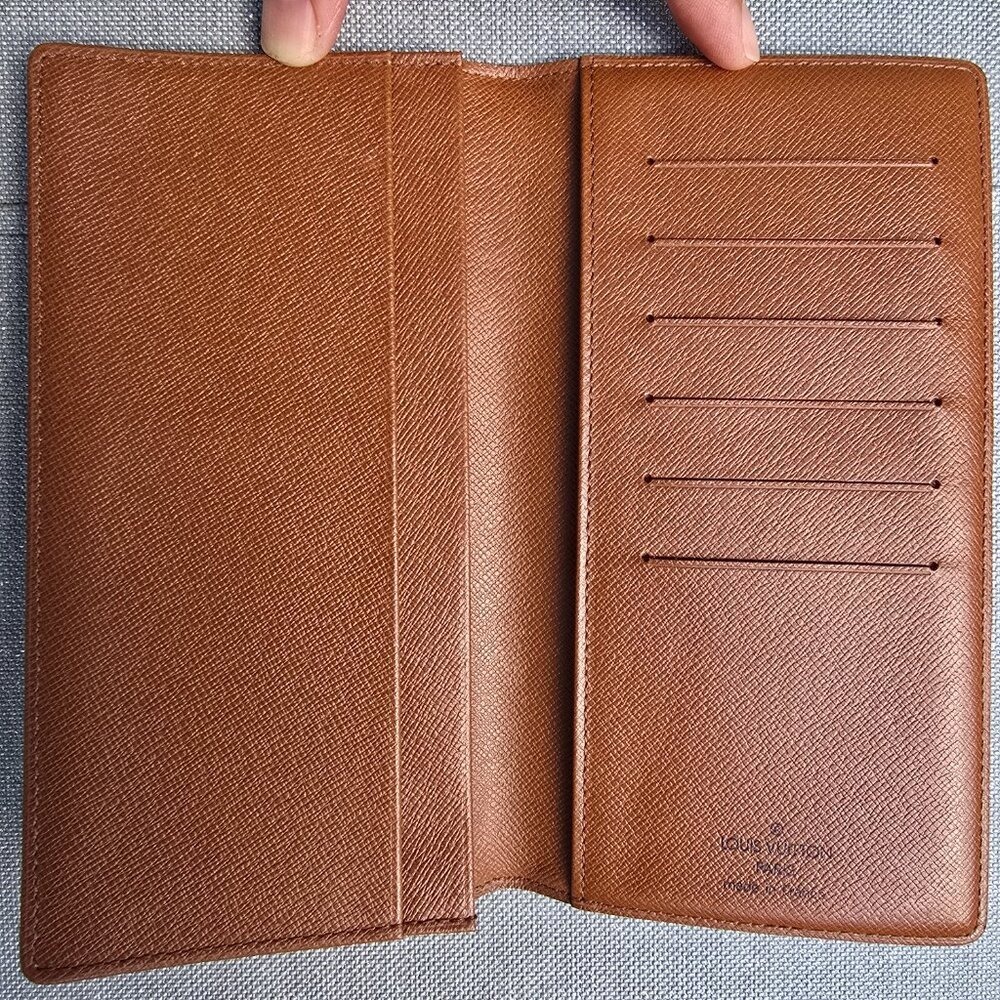 Louis Vuitton Long Card Monogram Wallet - Picture 6 of 10